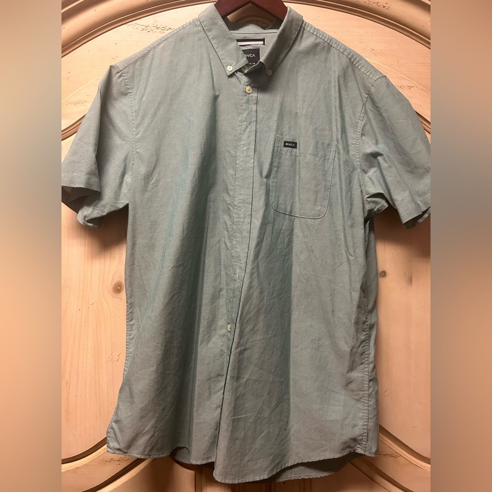 RVCA Men’s Button Down Slim Fit XL